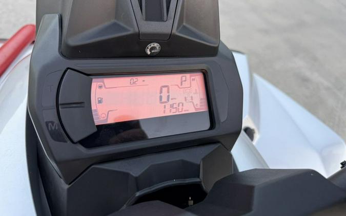 2026 Can-Am Renegade X mr 1000 R Hyper Silver & Legion Red