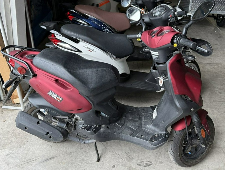 2022 Genuine Scooter Co Roughhouse 50Cc Sport