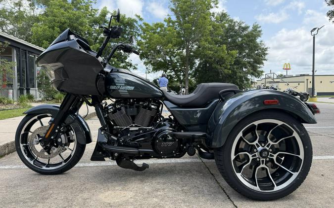 2026 Harley-Davidson® Road Glide 3 | New Three-Wheel Touring Motorcycle
