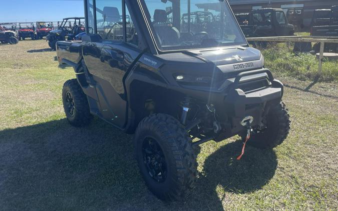 2026 Can-Am Defender XT CAB HD11