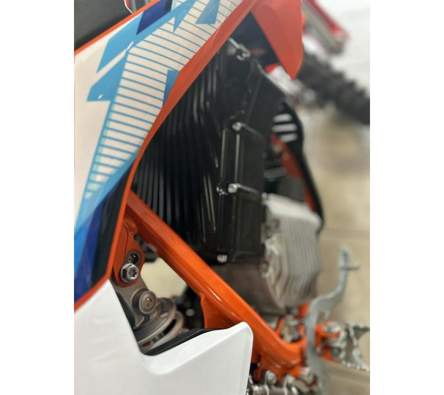 2024 KTM SX-E 5