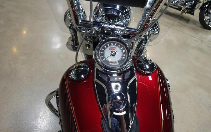 2017 Harley-Davidson® FLSTC - Heritage Softail® Classic