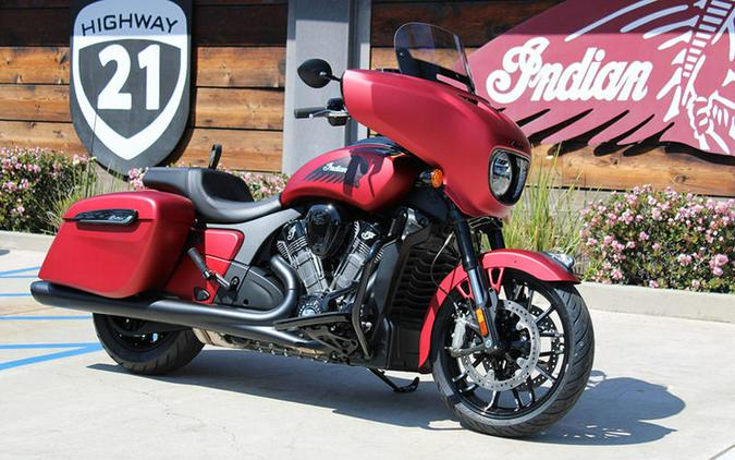 2026 Indian Motorcycle® Chieftain® PowerPlus Dark Horse® Sunset Red Smoke