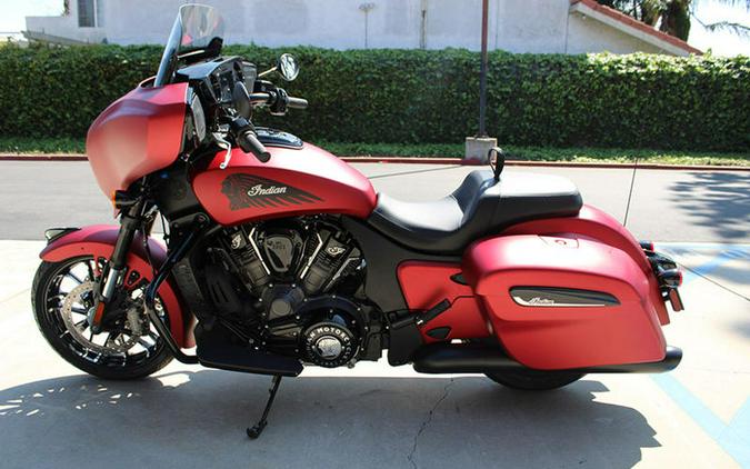 2026 Indian Motorcycle® Chieftain® PowerPlus Dark Horse® Sunset Red Smoke