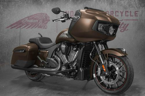 2020 Indian Challenger Dark Horse Review (24 Fast Facts)