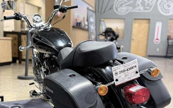 2017 Harley-Davidson® XL1200T - SuperLow® 1200T