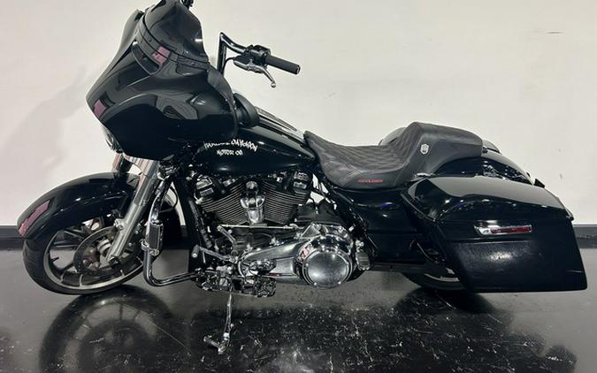 2023 Harley-Davidson FLHX - Street Glide