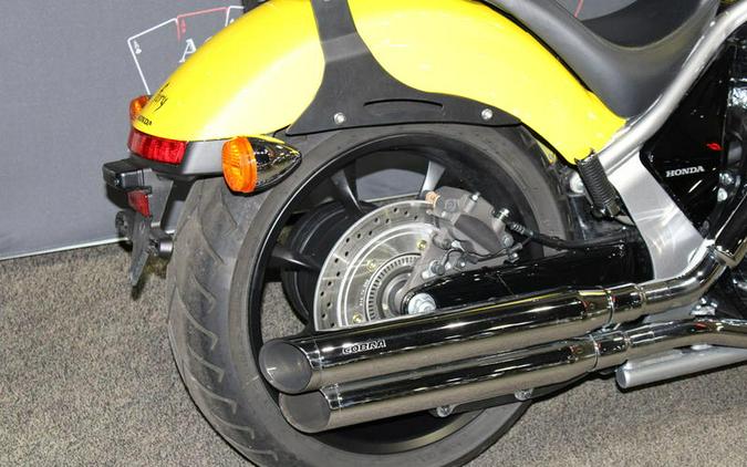 2022 Honda® VT1300CXAN