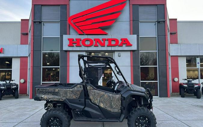 2023 Honda Pioneer 1000 Forest