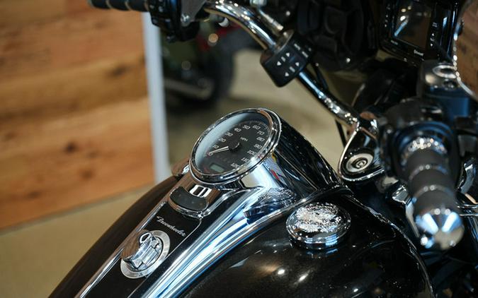 2016 Harley-Davidson FLRT - Freewheeler