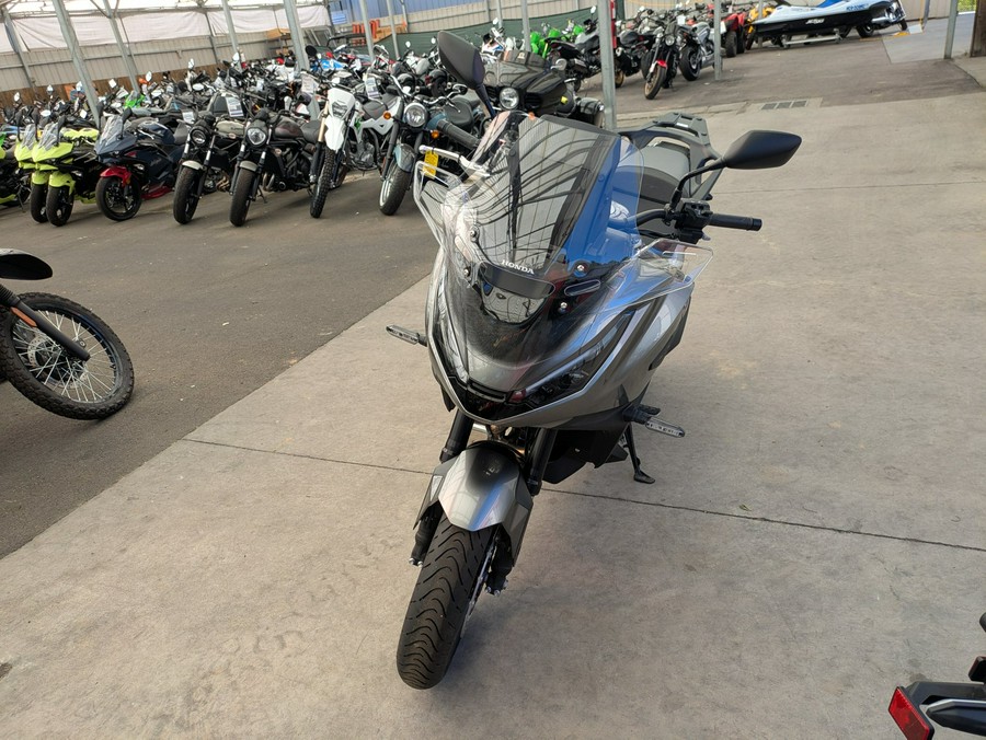 2026 Honda NT1100 DCT
