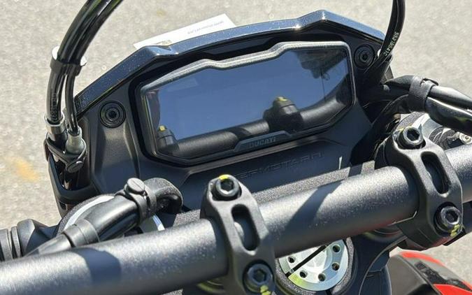 2026 Ducati Hypermotard 698 Mono RVE