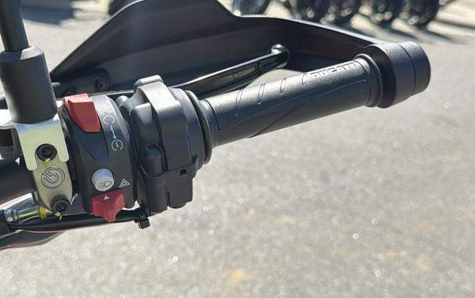 2026 Ducati Hypermotard 698 Mono RVE