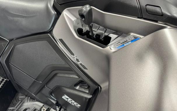 2024 Can-Am OUTLANDER MAX XT 700 DPS 4X4 "2UP TOURING"