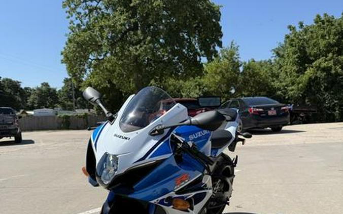 2025 Suzuki GSX-R1000RZ
