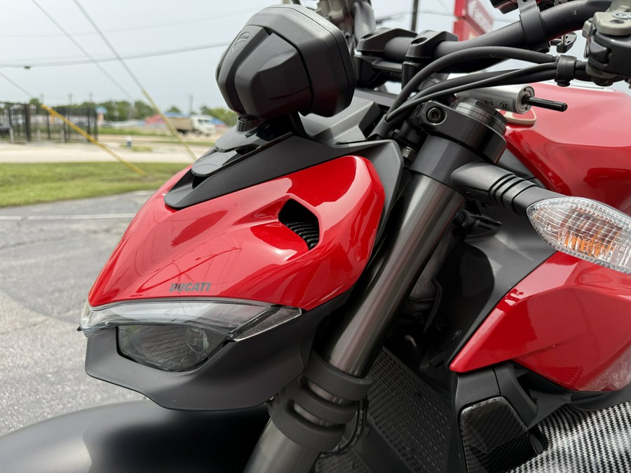 2023 Ducati Streetfighter V2 Ducati Red - 06220P