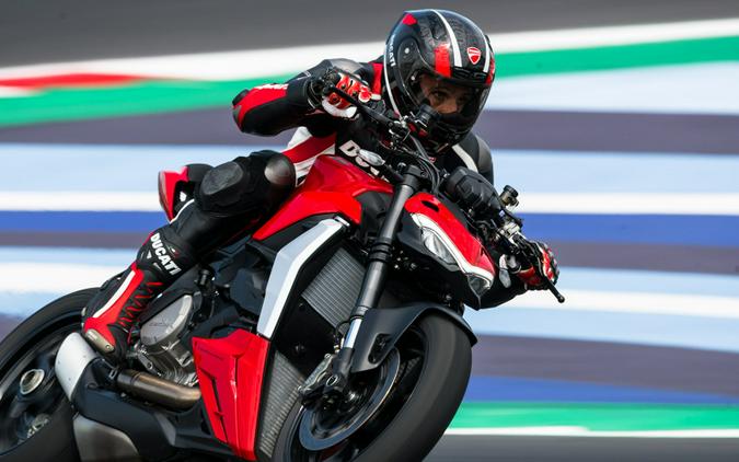 2023 Ducati Streetfighter V2 Ducati Red - 06220P