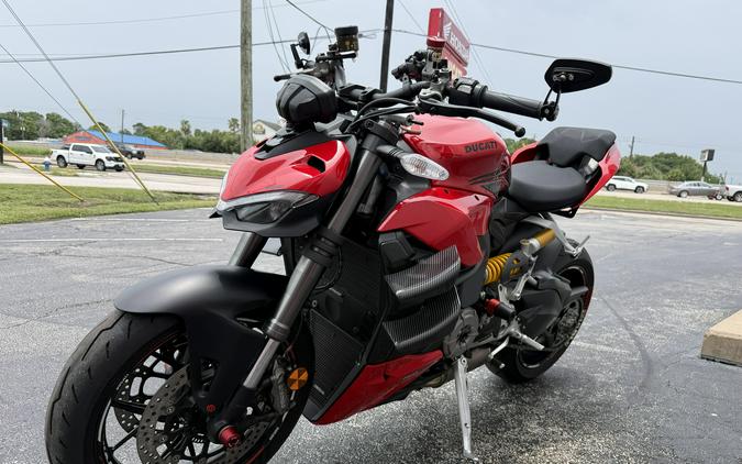 2023 Ducati Streetfighter V2 Ducati Red - 06220P