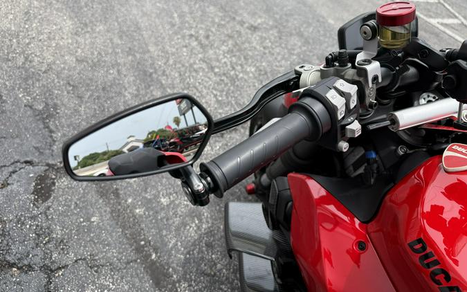 2023 Ducati Streetfighter V2 Ducati Red - 06220P