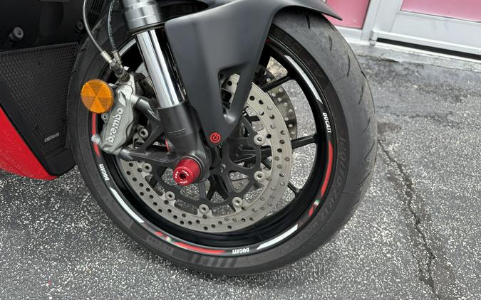 2023 Ducati Streetfighter V2 Ducati Red - 06220P
