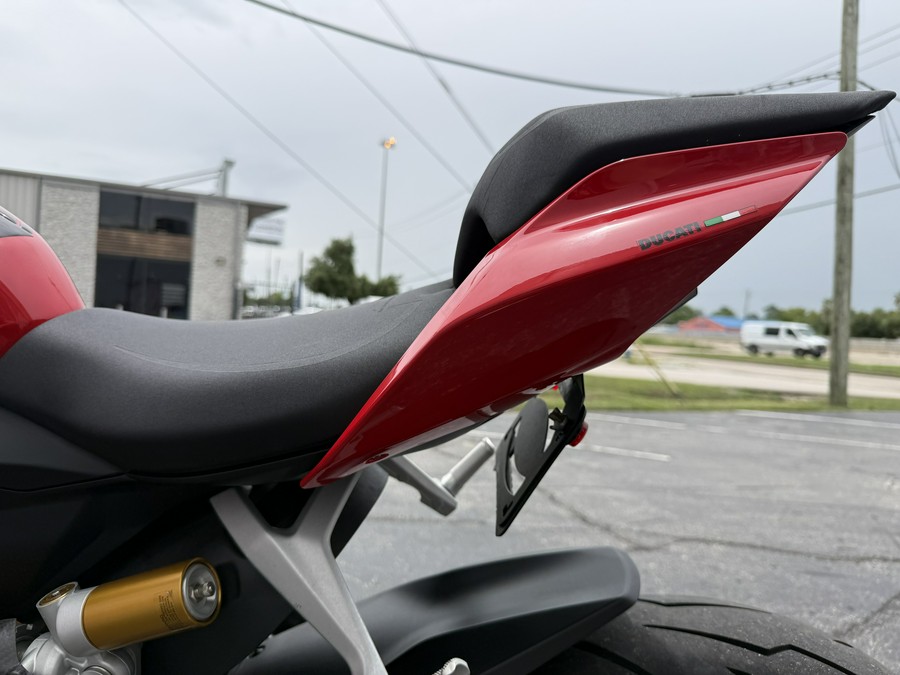 2023 Ducati Streetfighter V2 Ducati Red - 06220P