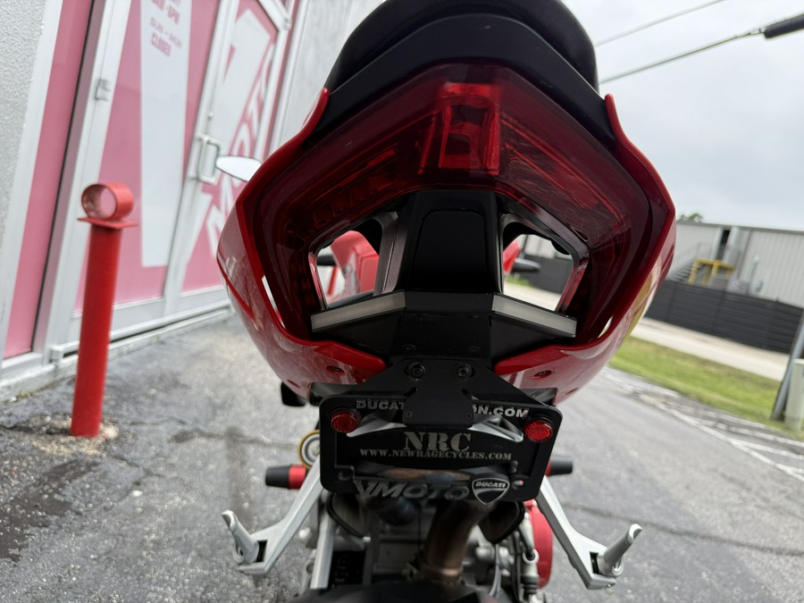 2023 Ducati Streetfighter V2 Ducati Red - 06220P