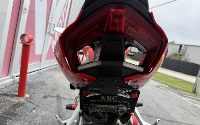 2023 Ducati Streetfighter V2 Ducati Red - 06220P