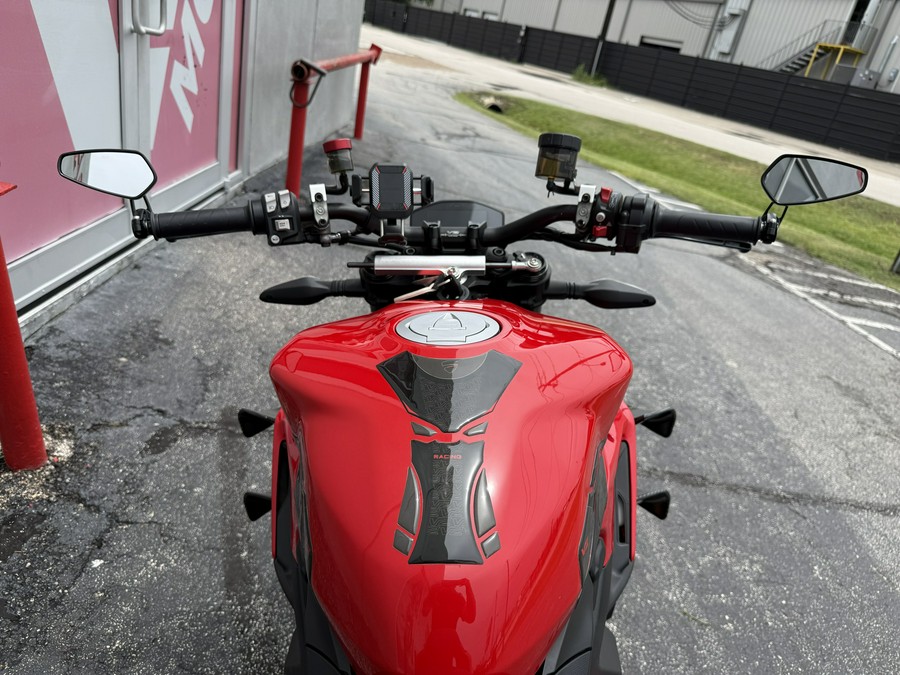 2023 Ducati Streetfighter V2 Ducati Red - 06220P
