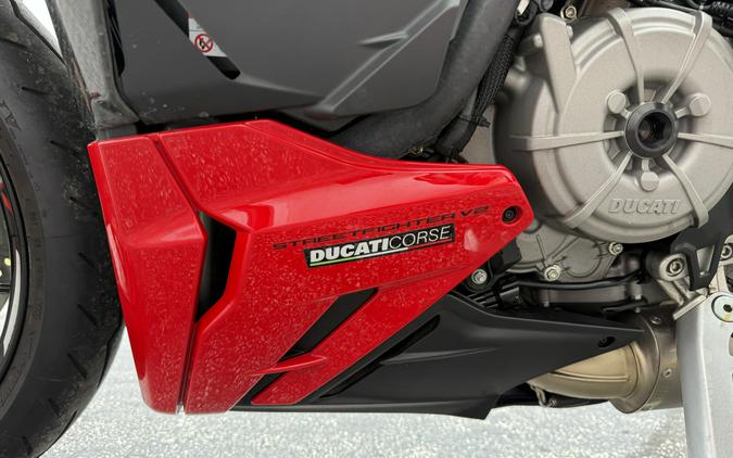 2023 Ducati Streetfighter V2 Ducati Red - 06220P