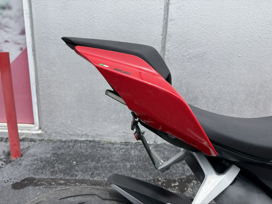 2023 Ducati Streetfighter V2 Ducati Red - 06220P