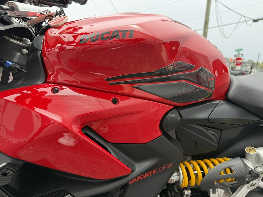 2023 Ducati Streetfighter V2 Ducati Red - 06220P