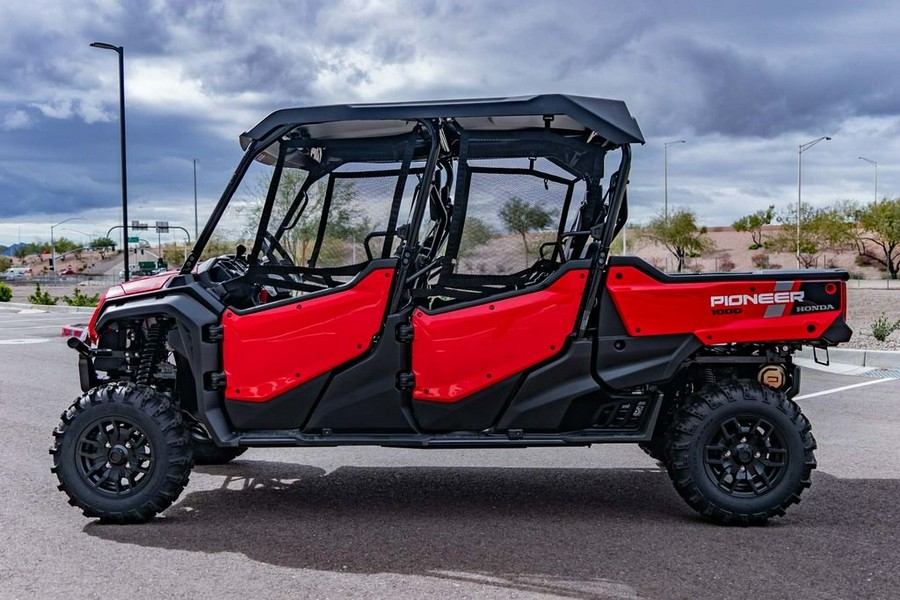 2024 Honda® Pioneer 1000-6 Deluxe Crew