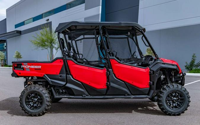 2024 Honda® Pioneer 1000-6 Deluxe Crew