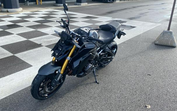 2025 Suzuki GSX-S1000