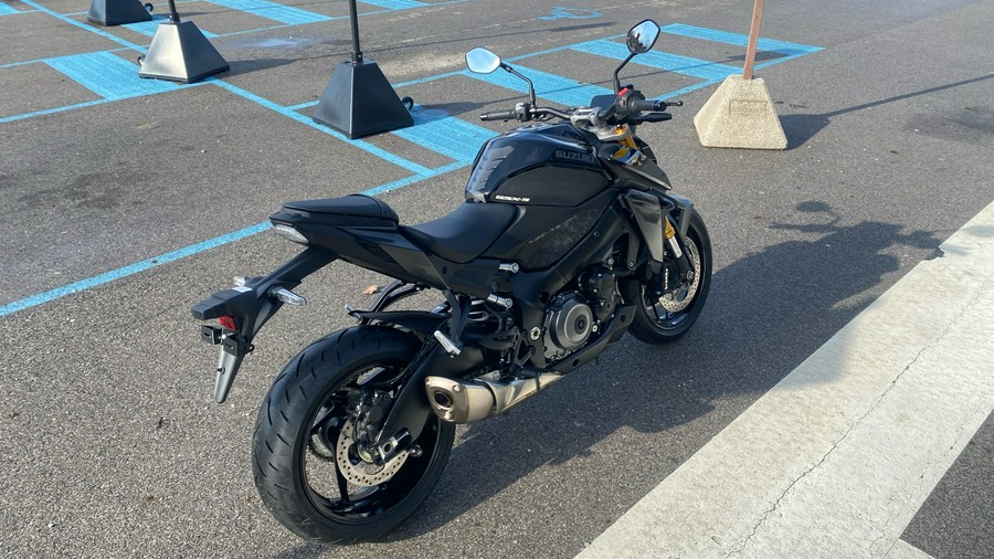 2025 Suzuki GSX-S1000
