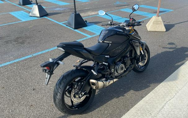 2025 Suzuki GSX-S1000