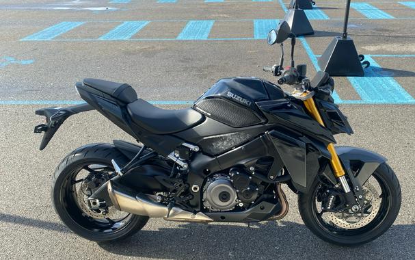 2025 Suzuki GSX-S1000