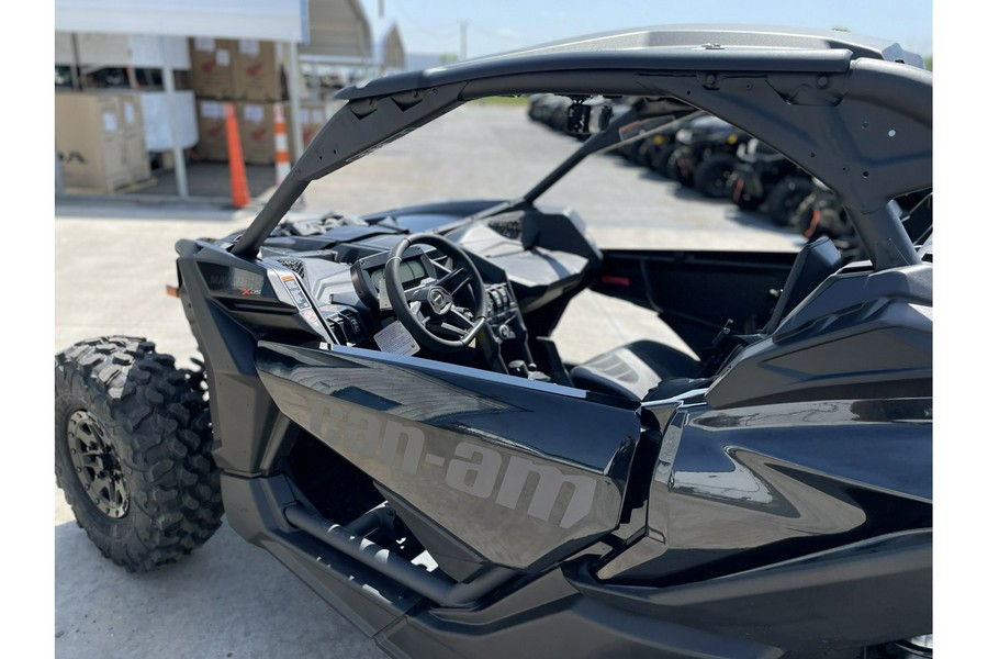 2024 Can-Am Maverick X3 X ds TURBO RR