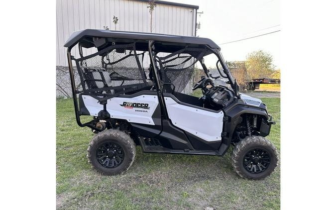 2021 Pioneer 1000-5 Deluxe - Honda