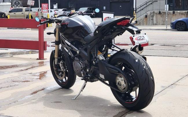 2013 Ducati Monster 1100 EVO
