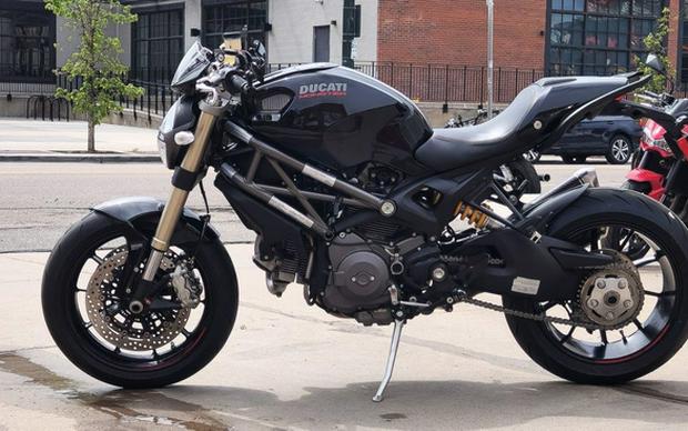 2013 Ducati Monster 1100 EVO