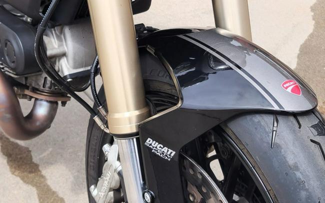 2013 Ducati Monster 1100 EVO