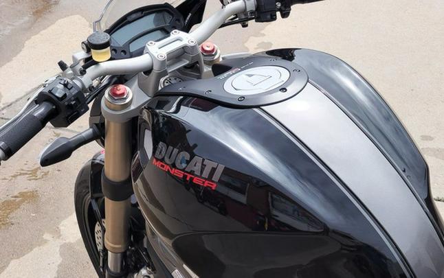 2013 Ducati Monster 1100 EVO