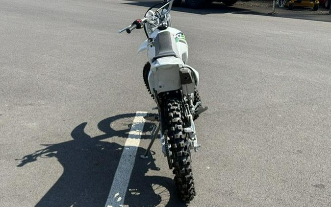 2027 Kawasaki KLX 140R F