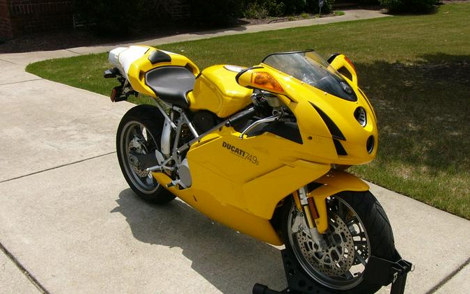 2004 Ducati 749S