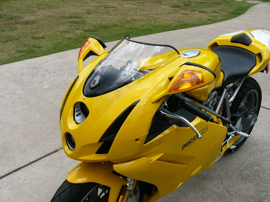 2004 Ducati 749S