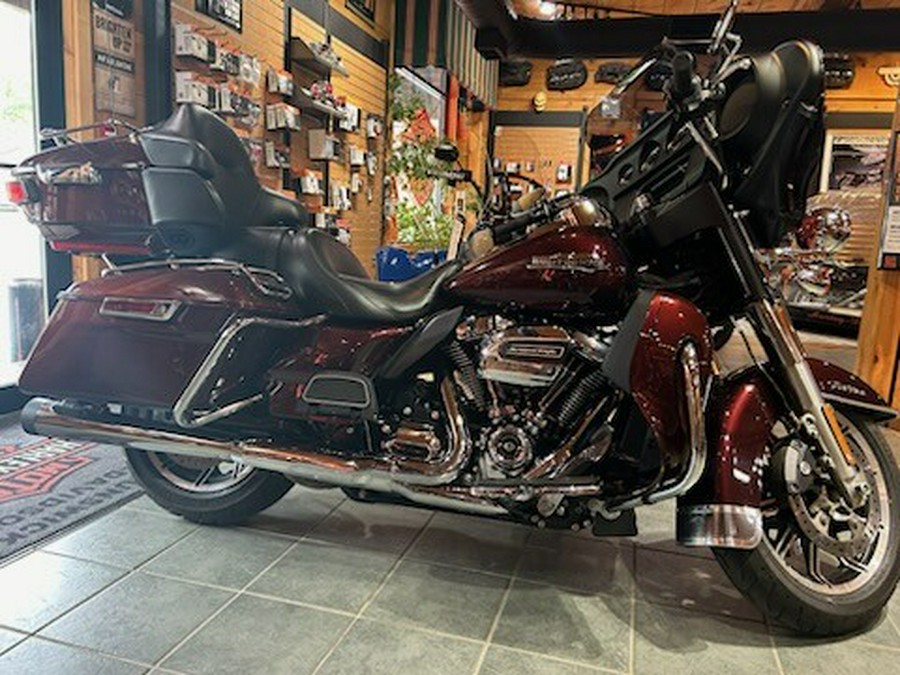 2019 Harley-Davidson Electra Glide Ultra Classic Twisted Cherry