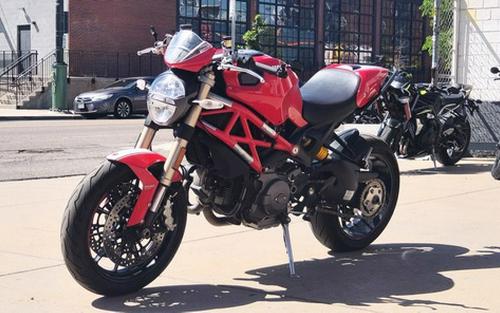 2013 Ducati Monster 1100 EVO