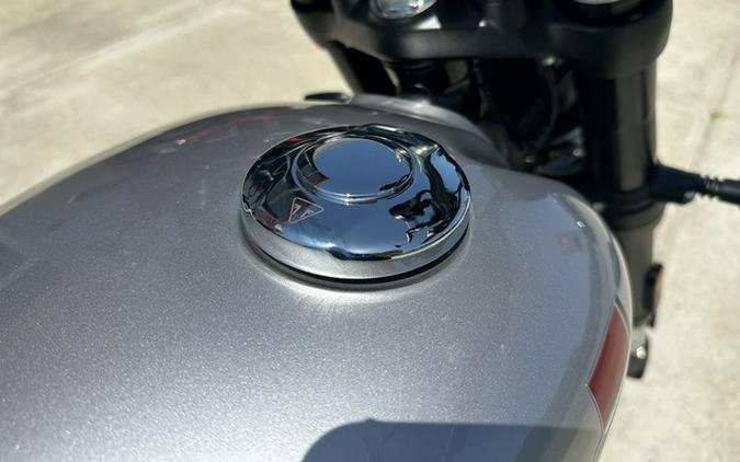 2025 Triumph Speed Twin 900 Aluminium Silver/Carnival Red/Jet Black