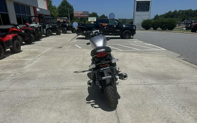 2025 Triumph Speed Twin 900 Aluminium Silver/Carnival Red/Jet Black